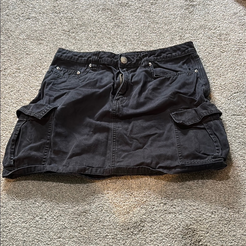 Women's Black Cargo Shorts